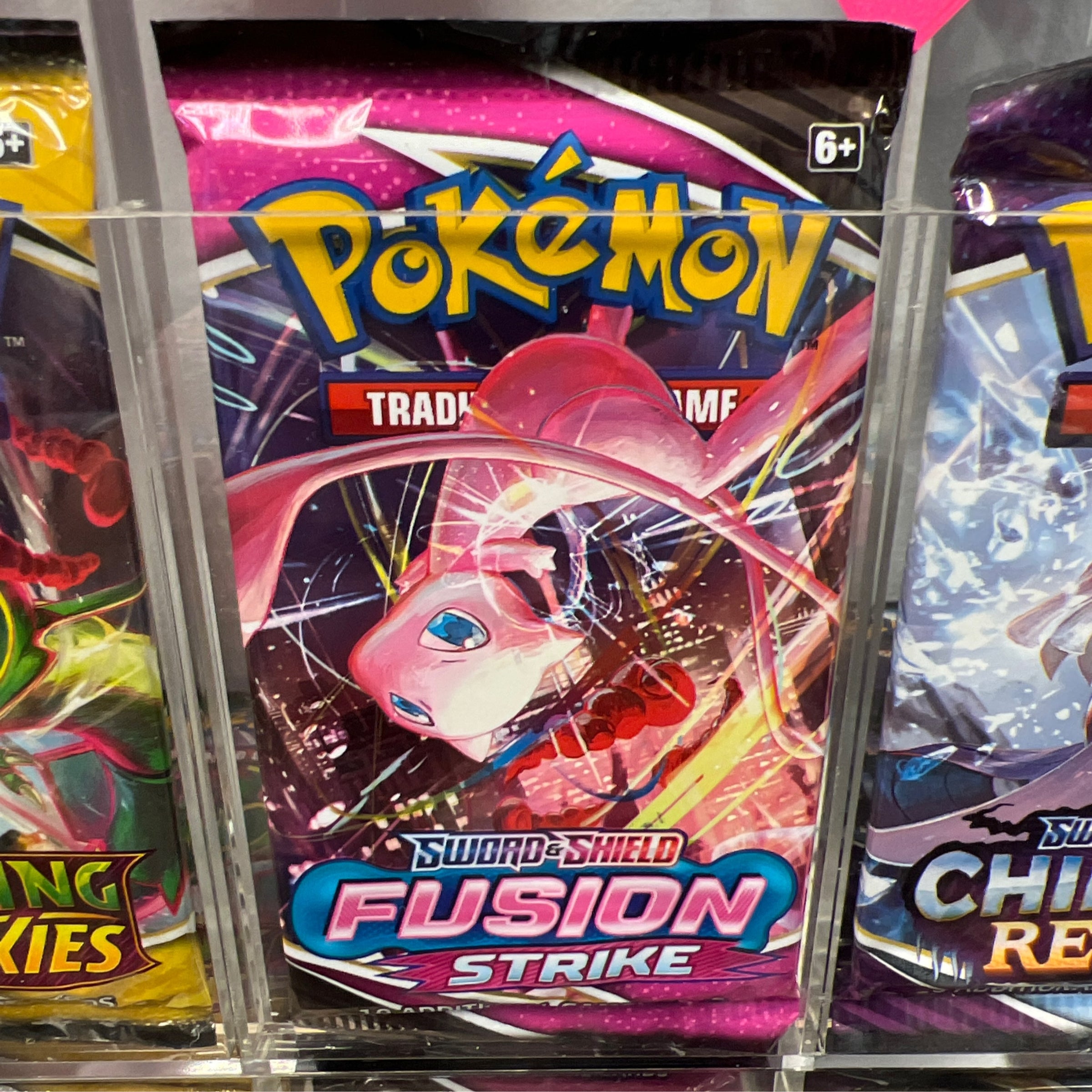 Fusion Strike Booster Pack